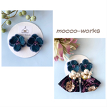【深緑色】2way立体刺繍のリボンタッセルピアス(イヤリング)