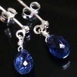 シルバー925*宝石質カイヤナイトの一粒ピアス