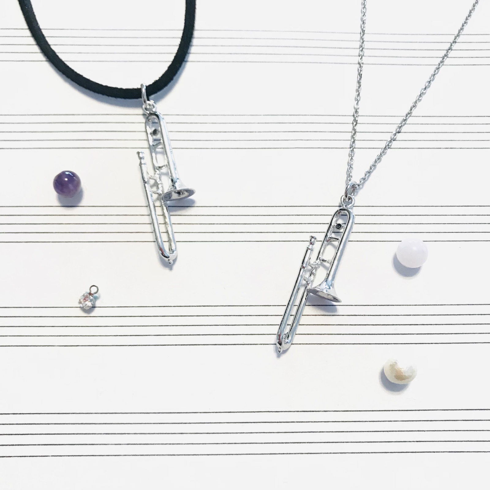 トロンボーン チャーム♡ネックレス クリスタル×パール