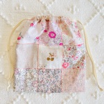 パッチワーク巾着21×21♡リバティ生地使用♡ネオンピンクステッチ