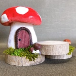 赤いきのこのお家 置物 インテリア