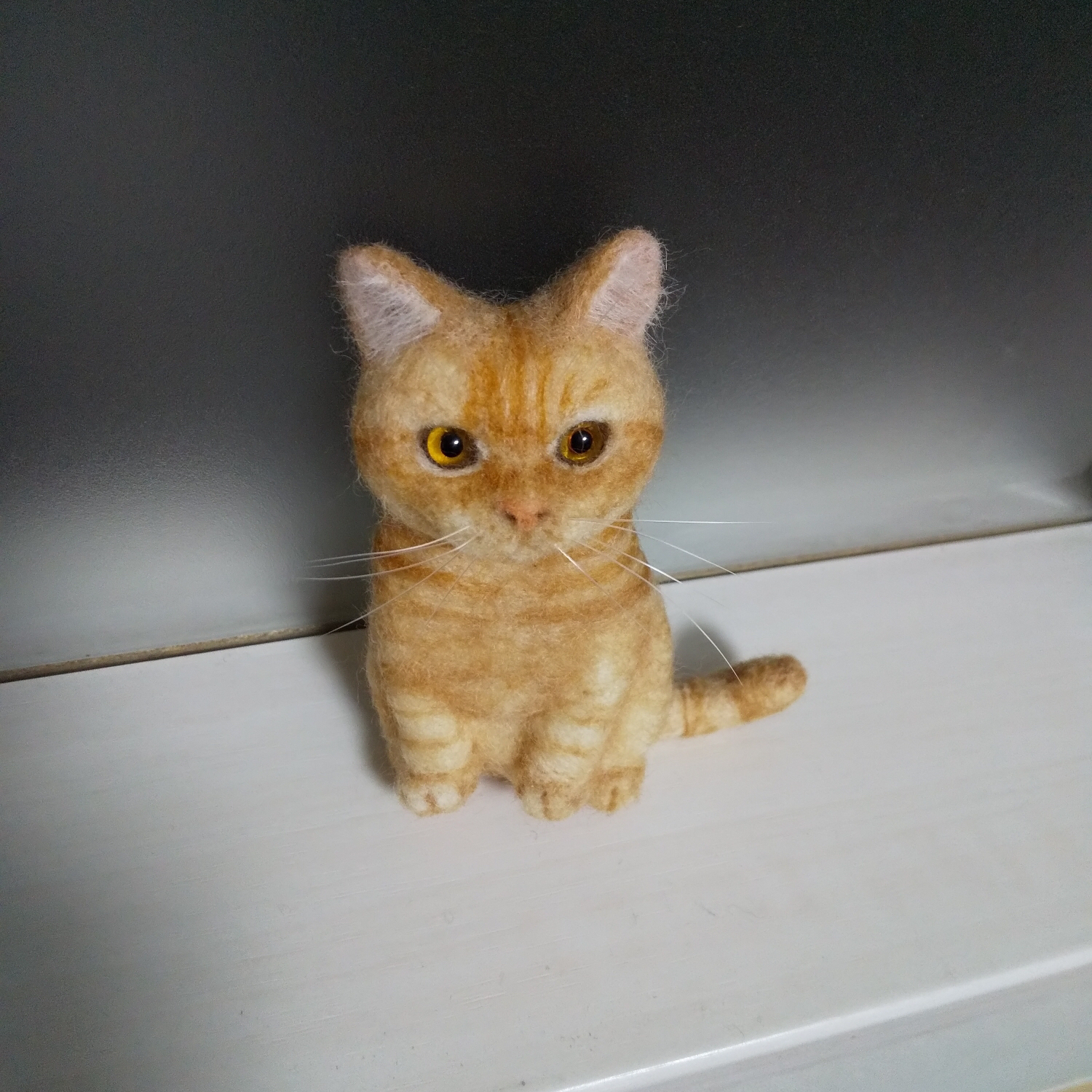 羊毛フェルト猫　ブローチ　ブリティッシュショートヘア 羊毛フェルト猫 ブローチ リアル可愛いブリティッシュショート