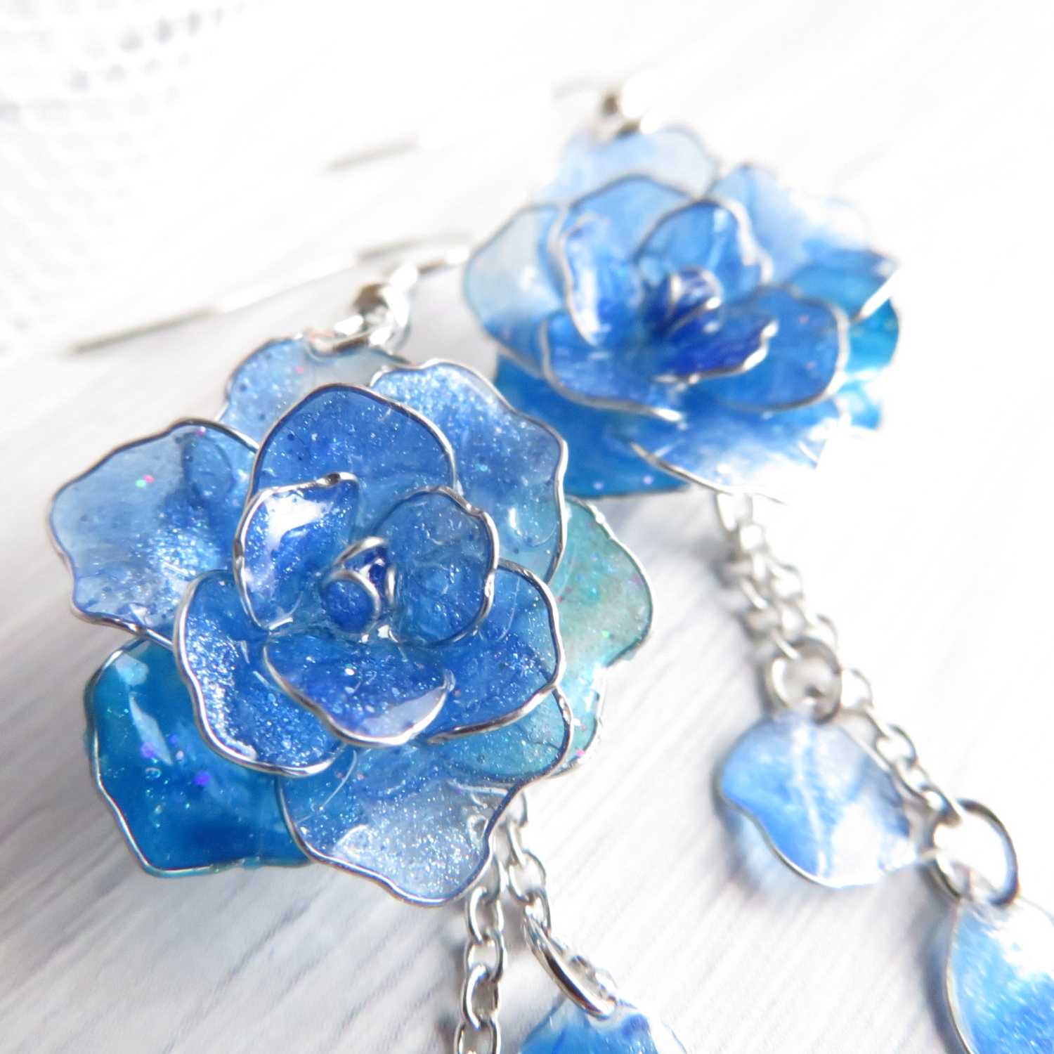 青薔薇 ピアスorイヤリング - factory KAREN'S GALLERY | minne