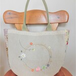 ＊C様ご予約品＊パッチワーク＆刺繍の大きめマチ付きトート