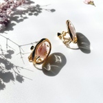 春の桜の花びらイヤリング／ピアス