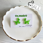 【sale⭐︎】グリーンのバルーンドッグのミニアクセ🎈