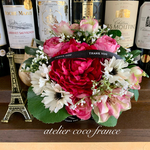 SALE❣️【ギフトフラワー】ParisのフラワーBox⭐︎赤いピオニーとクリスマスローズのフラワーBox （光触媒）
