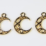 8個 月 D 透かしチャーム カン付き レジン枠 