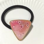 淡い桜のヘアゴム