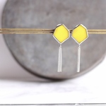 チェーンタッセル イヤリング (yellow)［ピアス可］ステンドグラス