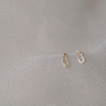 とめばりピアス