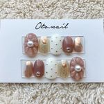 ネイルチップ　ぷっくりお花ネイル