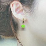 【玉結び】ピアス　イヤリング　シンプル　黄緑