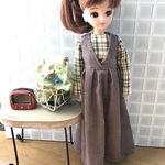 リカちゃん・服＊裾ふんわりトップス＆コーデュロイのジャンバースカートGY