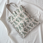 デイジー刺繍フリルトートバッグ　中