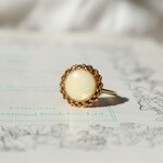japan ヴィンテージ ボタン の １粒 リング  クリーム ゴールド