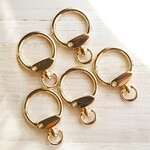 商品説明必ず読んで下さい 最後の3個 キーホルダー 44×30mm ゴールド 金具 回転 ナスカン ⑥