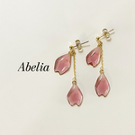 ꫛᥱꪝ125. 桜揺れるピアス(dark pink)/イヤリング/樹脂ノンホールピアス