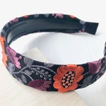 刺繍リボンのカチューシャ　レトロフラワーブラック