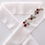 刺繍半衿　野いちご