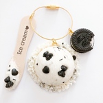 Cookie &Cream.
