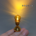 飴色ガラスランプ★金魚鉢型★ボタン電池CR1632×1個内蔵、設置自由なコードレス＆磁石付★光るミニチュア★1/12・ドールハウス・ミニチュアライト・ミニチュアランプ