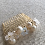 お花とパールの可愛いコーム　水色