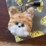 保護猫チャリティキーホルダー【茶シロさん】