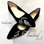 【1点限り】Seikoyuki limited 𝒩𝑜.1 スワロフスキーとミモザのパンプス 24.5