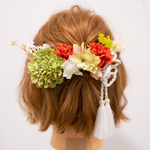 【ショートボブやボブヘアーにおすすめ！】卒業式の袴の髪飾り・アーティフィシャルフラワー（かすみ草・ガーベラ）のヘッドドレスP