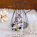 猫の刺繍ブローチ《アメリカンショートヘア》