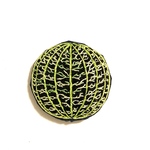 ジュエルオーキッドの刺繍ブローチ（チャーム変更可）