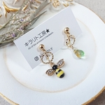 ミツバチ　イヤリング　送料込み