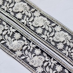 インド刺繍リボンᢂチュールフラワー【ブラック】インド刺繍/刺繍リボン/リボン/シルクリボン/トリム/ブレード/ジャガードリボン/チロリアンテープ/レース/チュール