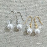 [全２色]white pearl & crystal☆シンプルなプチピアス(イヤリングにも変更可能)