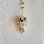 編みぐるみ犬キーホルダー:ミニチュアダックス(ロングコート/クリーム)