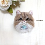 【新作】 羊毛フェルト 猫 チンチラゴールデンのブローチ