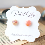 No.42907 お花 フラワー ボタニカル 小ぶり レジン 樹脂ピアス made by PISTOL LILY