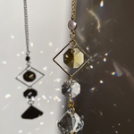 ゴールドクリスタル使用✨ダイヤ型サンキャッチャー💎✨