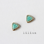 さんかくピアス mint green