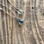 フローライトのプチマクラメネックレス