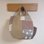 Hachi Bag ８枚合わせの丸底バッグ（ダークベージュ）