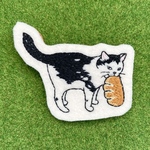 いたずら猫ブローチ（クリームパン）