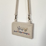 kaede5029様オーダー品☆犬の手刺繍の長財布