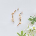 チューリップのピアス(イヤリング）