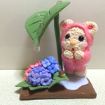 梅雨の季節と子グマの日常