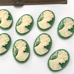 2個セット 1960’s カメオ 25×18mm グリーン /ヴィンテージ カボション ネックレス デコパーツ用に