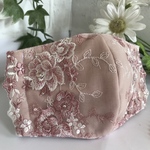 【3月の新作!】春✴︎✴︎スワロフスキー✴︎✴︎を散りばめた薔薇刺繍スモーキーピンク　結婚式　成人式　パーティ