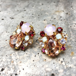 華やかビジューピアス