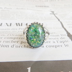 【再販】　ファイアオパール風カボションリング　グリーン　18×13㍉